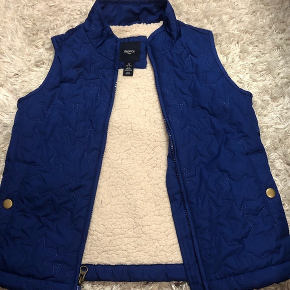 Vest - Picture 1 of 3